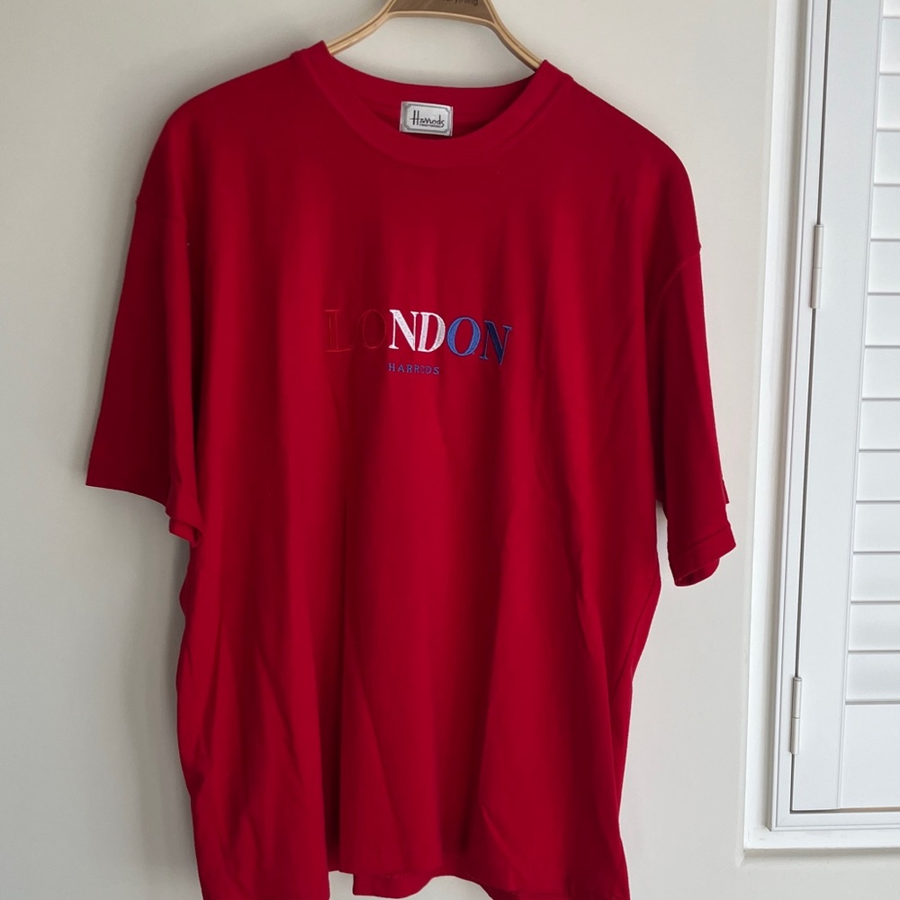 HARRODS Knightsbridge Vintage Red London Graphic Souvenir Cotton Tee Size XL